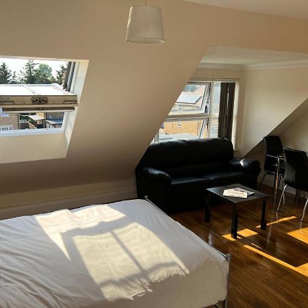 Rc Airport Rooms Stanwell Luaran gambar