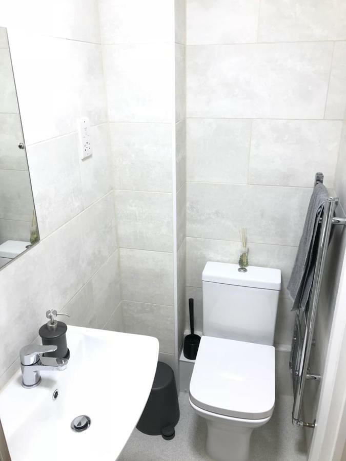 Rc Airport Rooms Stanwell Luaran gambar