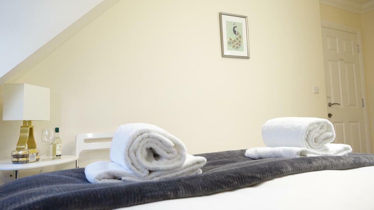 Rc Airport Rooms Stanwell Luaran gambar